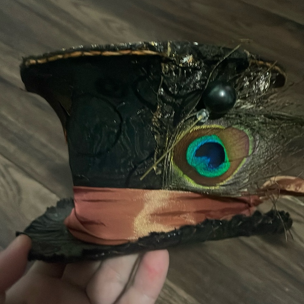 Miniature replica Alice in Wonderland Mad Hatter lolita top hat